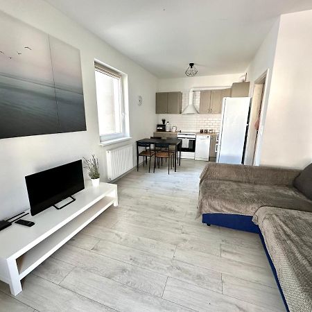 Sdh 1 Wolomin Comfortable Apartment Near Warsaw Екстериор снимка